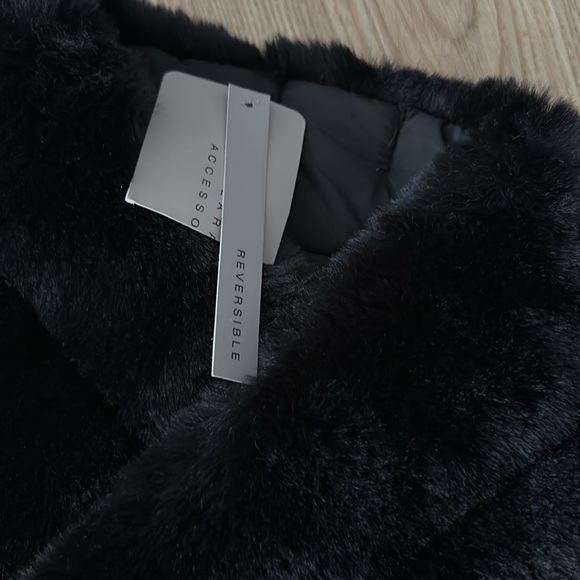 Zara black fur reversible neck warmer nwt ❄️ - Picture 2 of 4